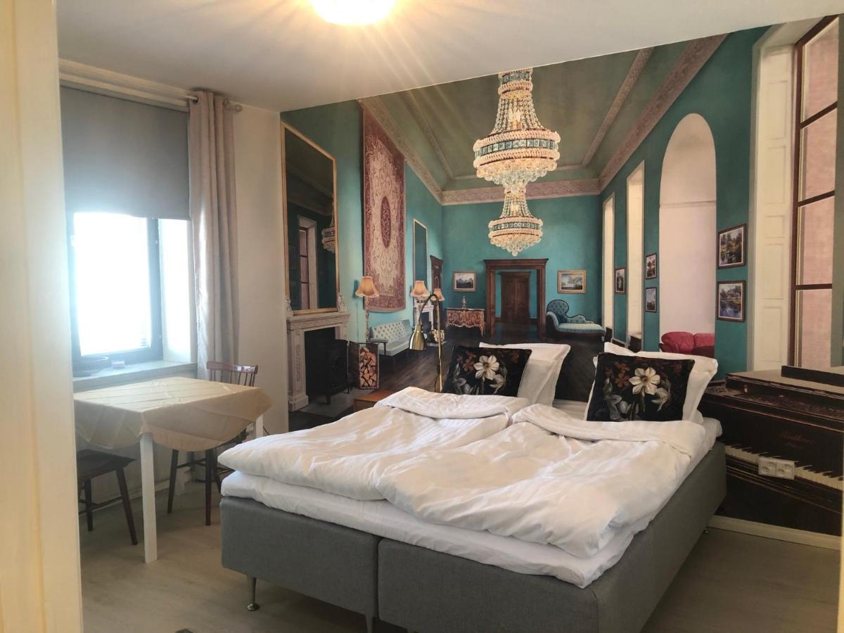 קמי Studio In The City Center Free Private Parking מראה חיצוני תמונה